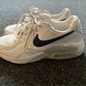 Nike Air Max White and Black Sneakers